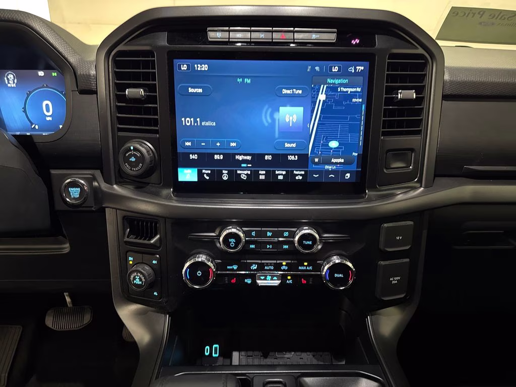 2024 Agate Black Metallic Ford F-150 XLT 4X4 Truck