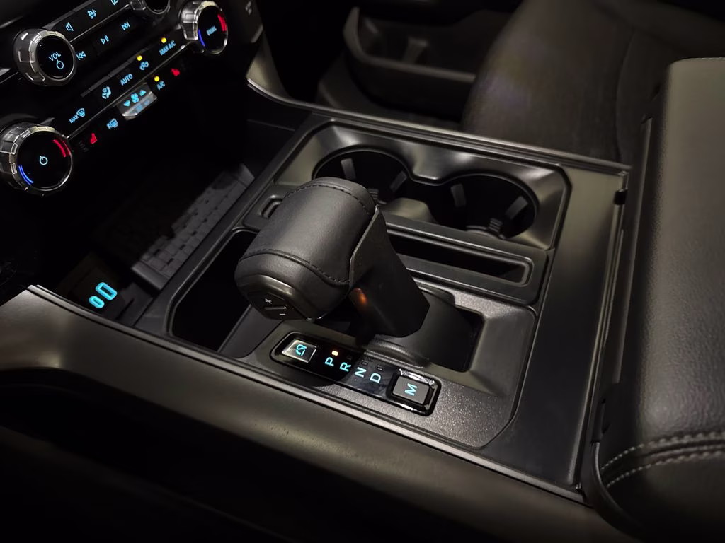 2024 Agate Black Metallic Ford F-150 XLT 4X4 Truck