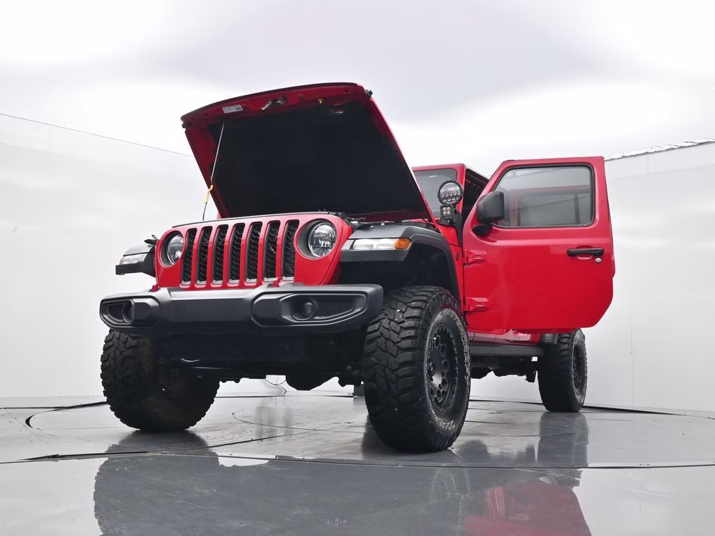 2020 Firecracker Red Clearcoat Jeep Gladiator Rubicon 4X4 Truck
