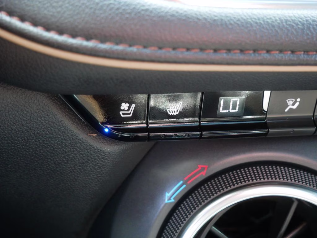2022 Iridescent Pearl Tricoat Chevrolet Blazer Premier w/ Pano Roof AWD SUV