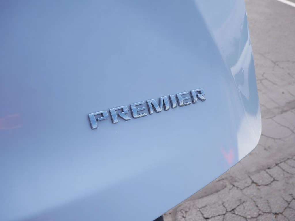 2022 Iridescent Pearl Tricoat Chevrolet Blazer Premier AWD SUV