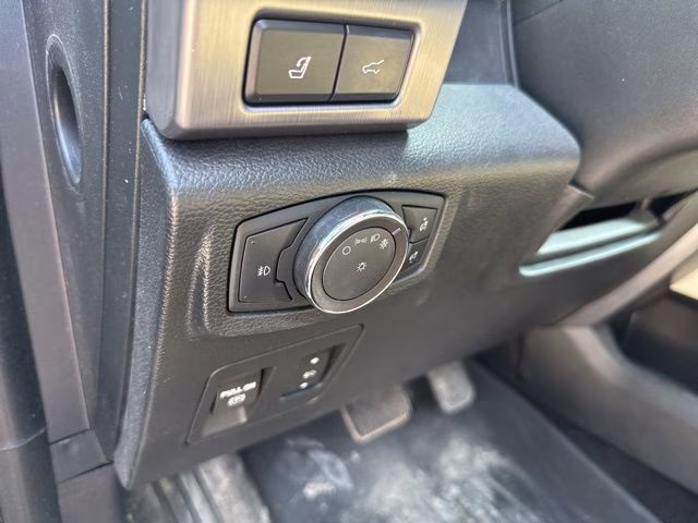 2020 White Metallic Ford Expedition Max Platinum 4X4 SUV