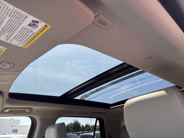 2020 White Metallic Ford Expedition Max Platinum 4X4 SUV