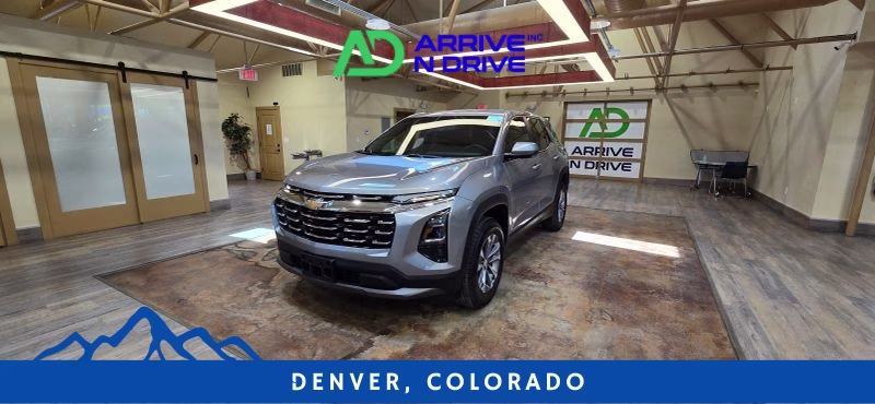 2025 Silver Chevrolet Equinox LT Sport Utility 4D AWD