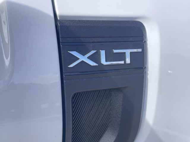 2026 Oxford White Ford Maverick XLT AWD Truck