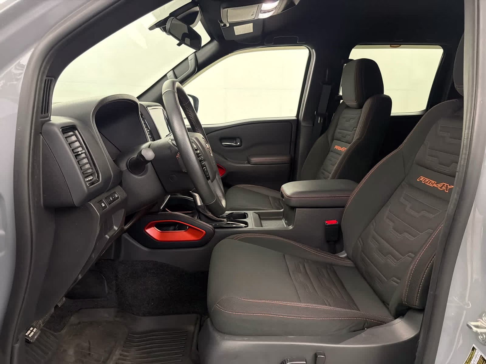 2023 Boulder Gray Pearl Nissan Frontier PRO-4X 4X4 Truck