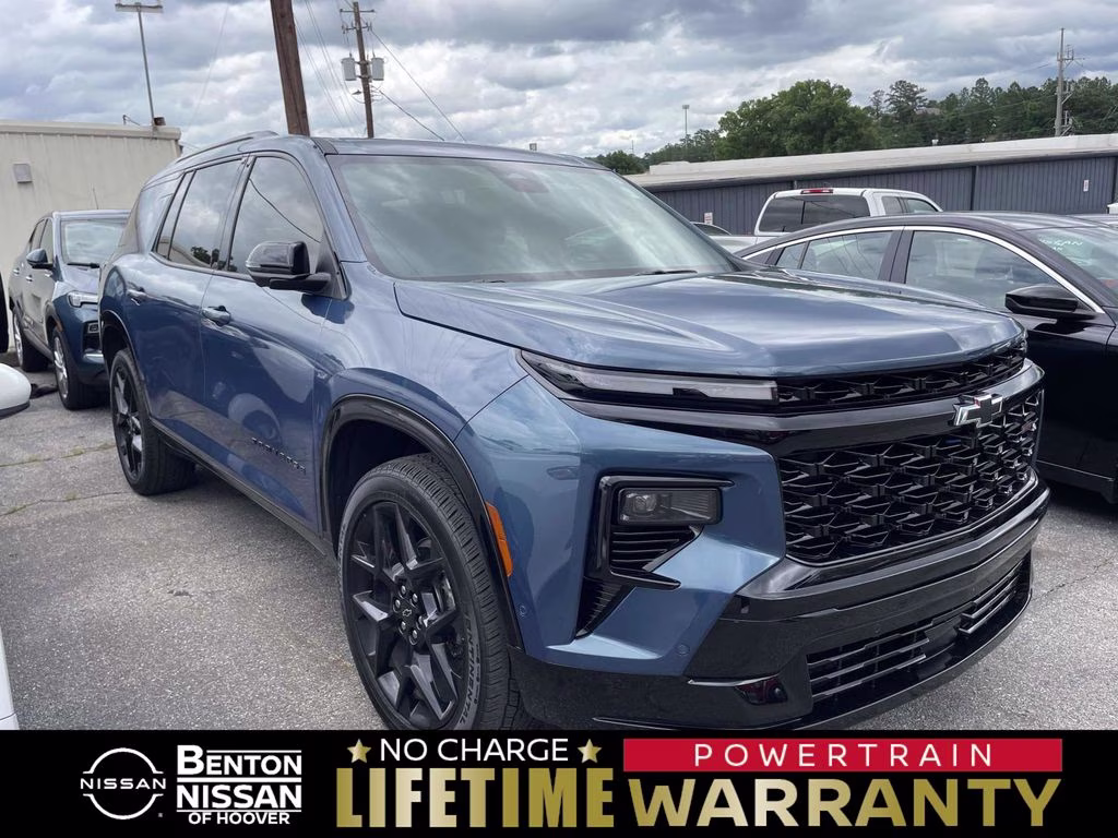 2024 Lakeshore Blue Metallic Chevrolet Traverse RS FWD SUV