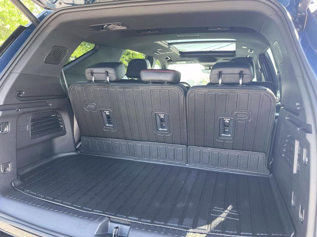 2024 Lakeshore Blue Metallic Chevrolet Traverse RS FWD SUV