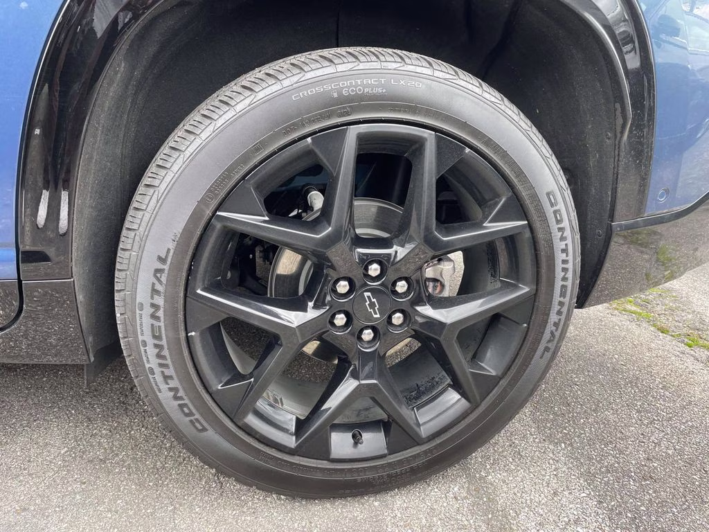 2024 Lakeshore Blue Metallic Chevrolet Traverse RS FWD SUV
