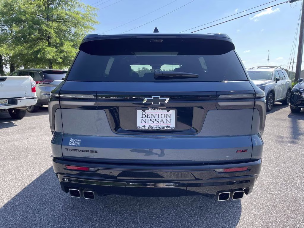 2024 Lakeshore Blue Metallic Chevrolet Traverse RS FWD SUV