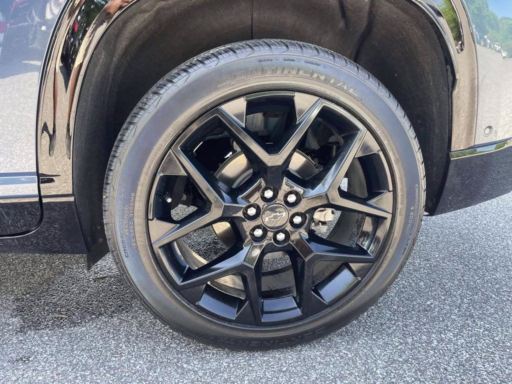 2024 Lakeshore Blue Metallic Chevrolet Traverse RS FWD SUV