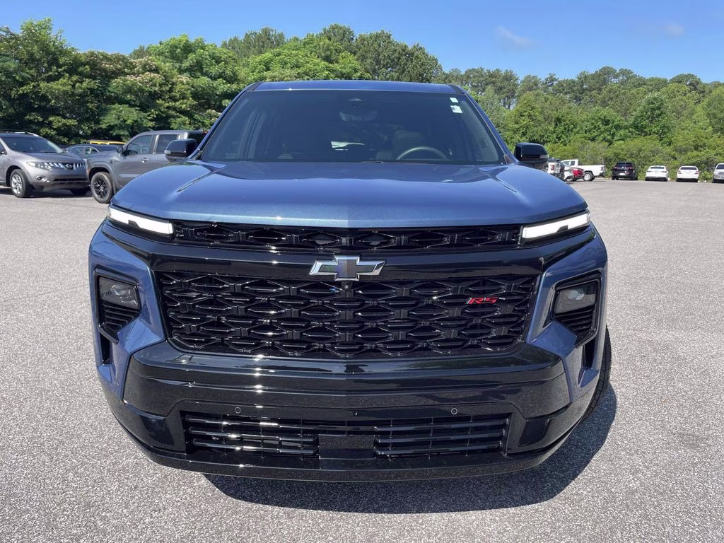 2024 Lakeshore Blue Metallic Chevrolet Traverse RS FWD SUV