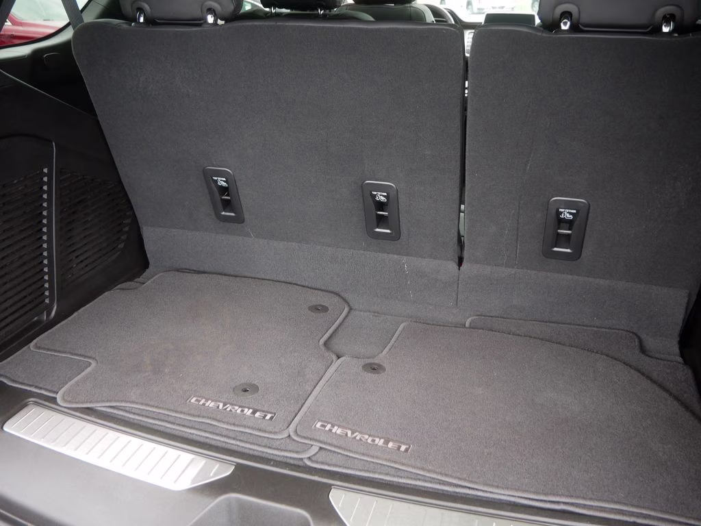 2023 Black Chevrolet Tahoe High Country w/ Deluxe Pckg 4X4 SUV
