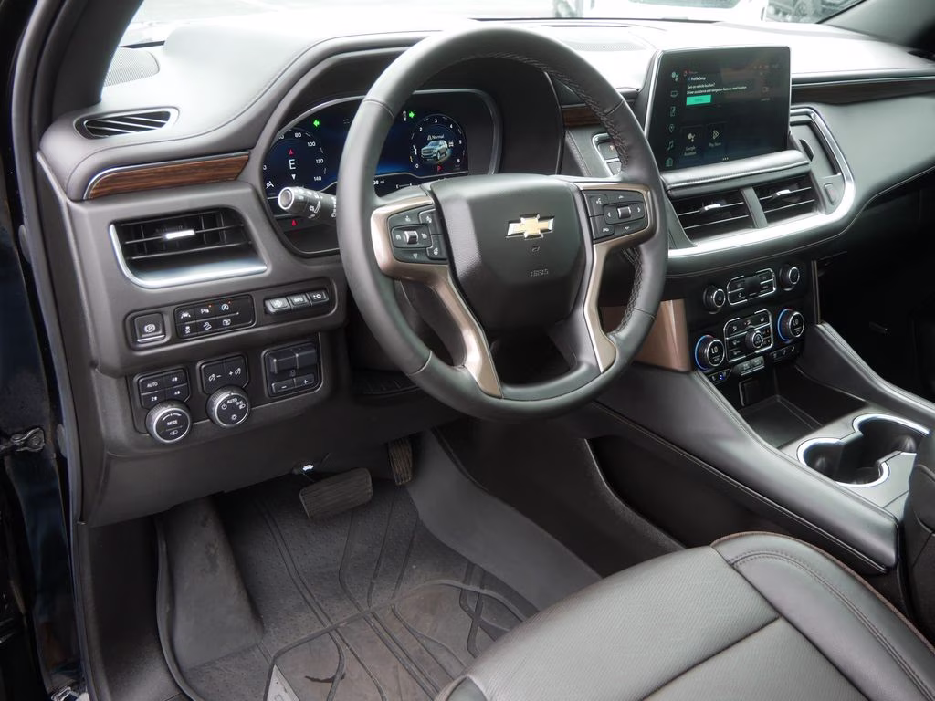 2023 Black Chevrolet Tahoe High Country w/ Deluxe Pckg 4X4 SUV