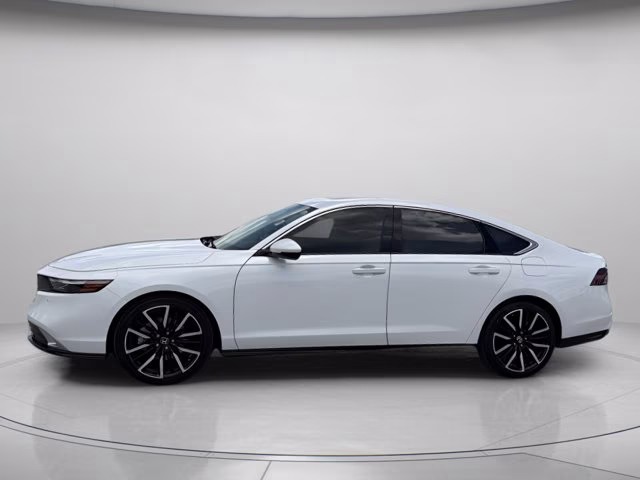 2024 Platinum White Pearl Honda Accord Hybrid Touring FWD Sedan