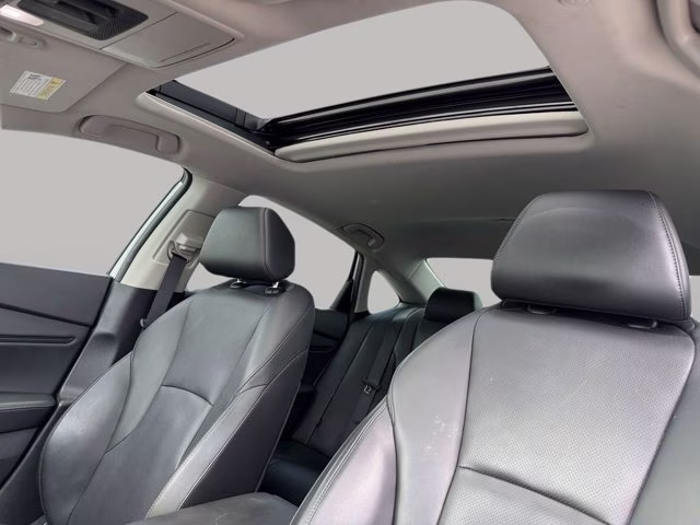 2024 Platinum White Pearl Honda Accord Hybrid Touring FWD Sedan