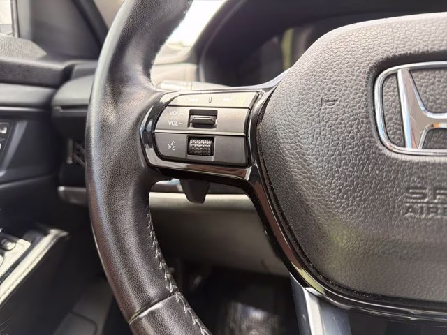 2024 Platinum White Pearl Honda Accord Hybrid Touring FWD Sedan