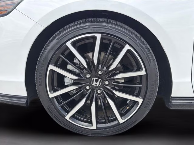 2024 Platinum White Pearl Honda Accord Hybrid Touring FWD Sedan