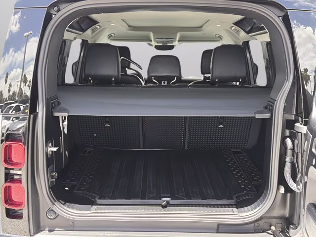 2024 Eiger Gray Metallic Land Rover Defender S AWD SUV