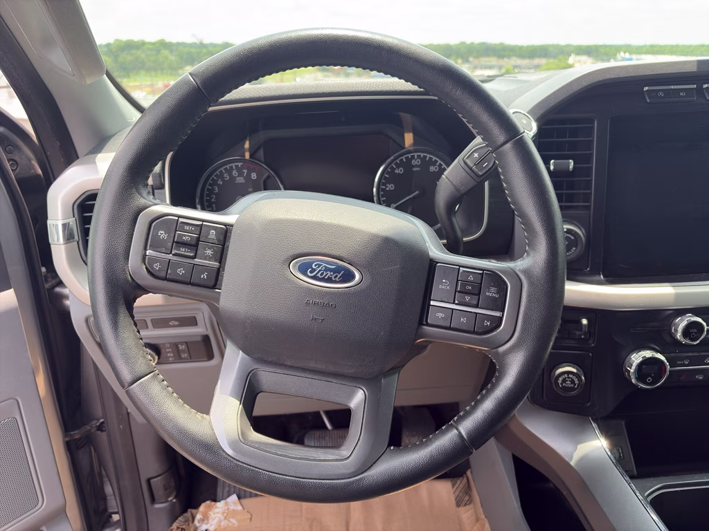 2021 ICONIC SILVER METALLIC Ford F-150 XLT RWD Truck