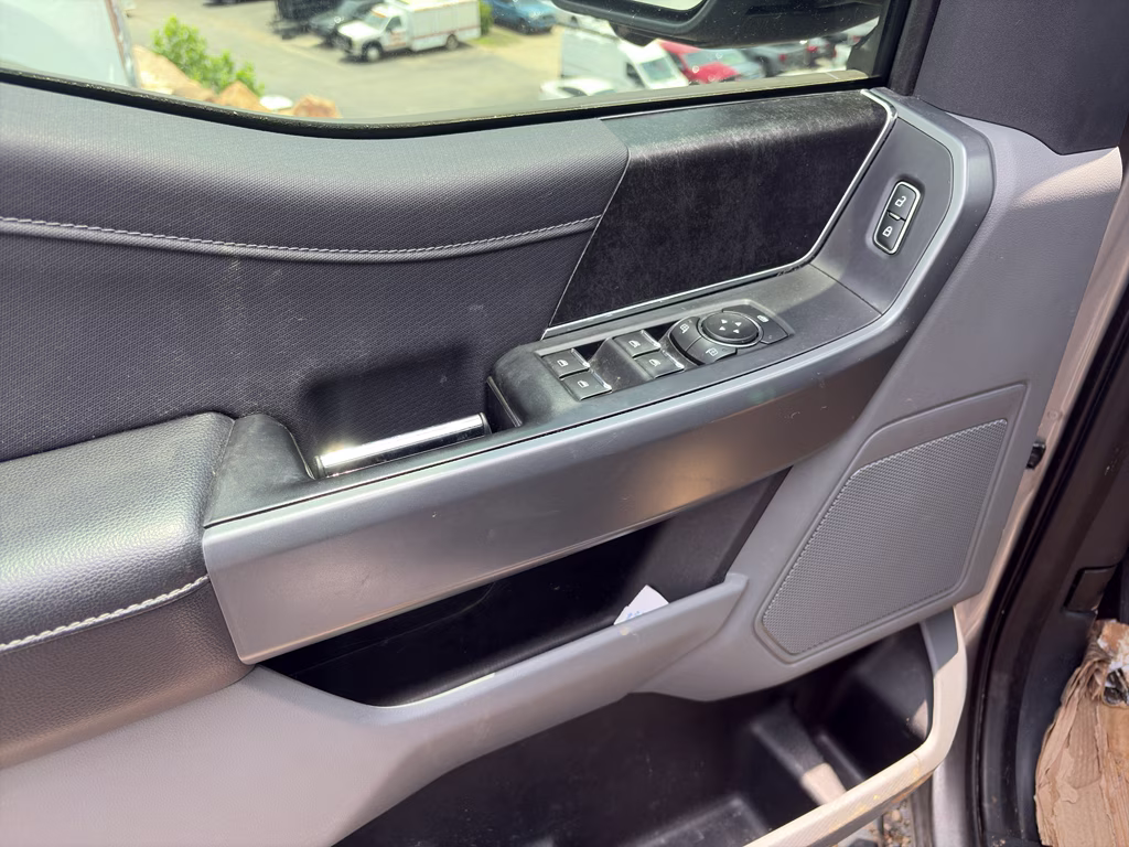 2021 ICONIC SILVER METALLIC Ford F-150 XLT RWD Truck