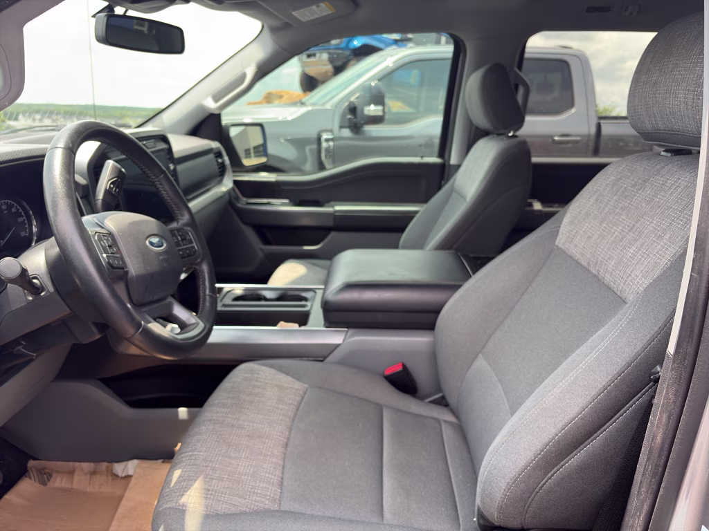2021 ICONIC SILVER METALLIC Ford F-150 XLT RWD Truck