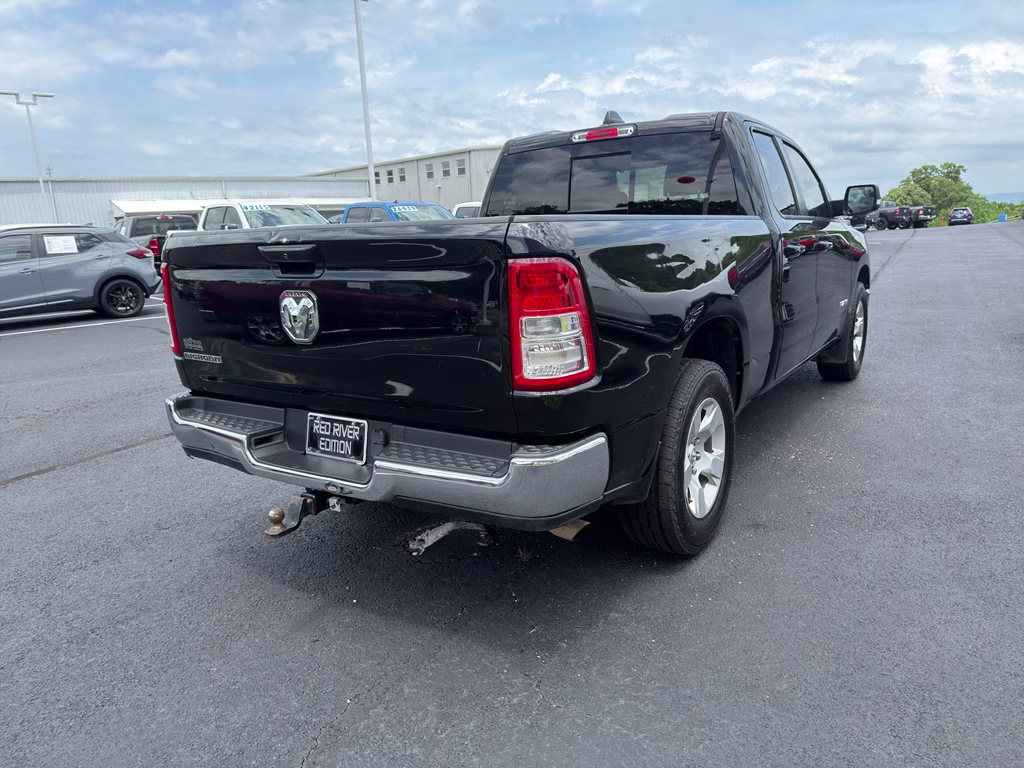 2022 Diamond Black Crystal Pearlcoat Ram 1500 Big Horn RWD Truck
