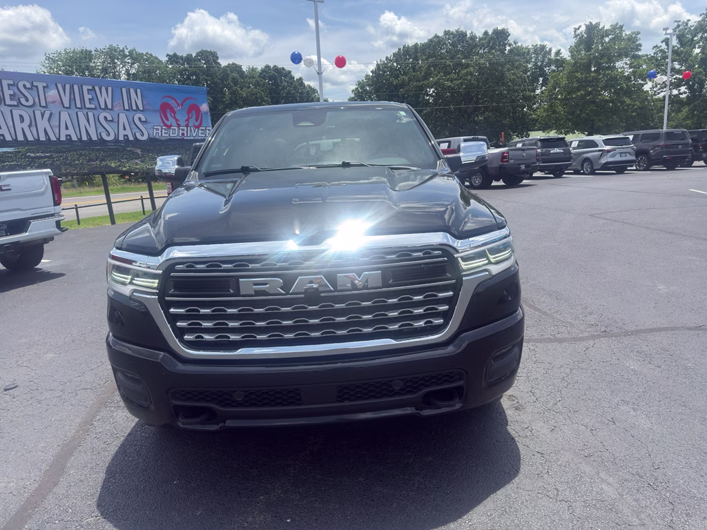 2025 Diamond Black Crystal Pearlcoat Ram 1500 Limited 4X4 Truck
