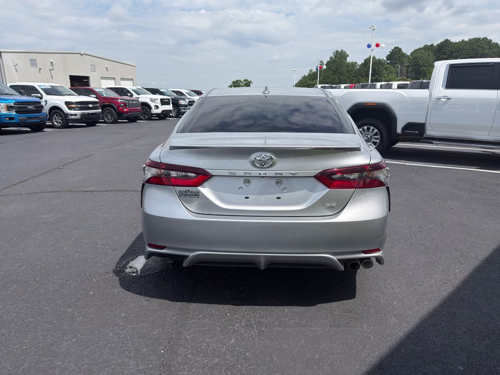 2022 Celestial Silver Metallic Toyota Camry SE FWD Sedan
