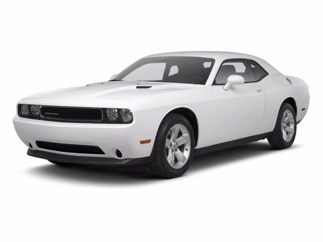 2013 White Dodge Challenger SXT RWD Coupe