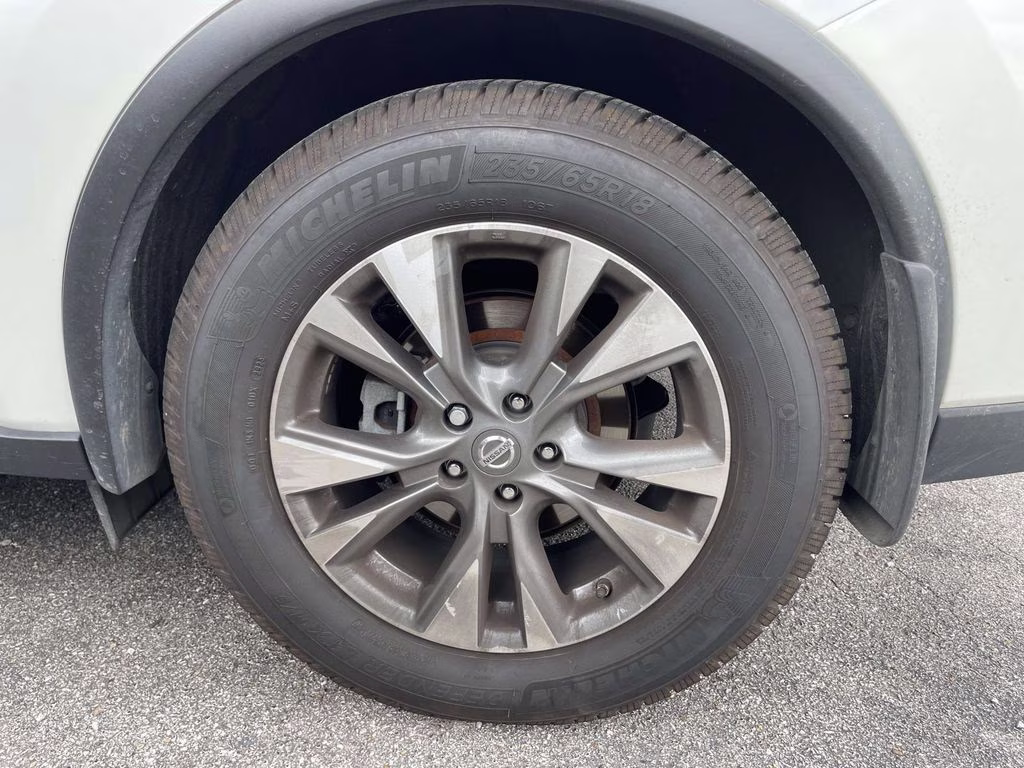 2015 Pearl White Nissan Murano SL FWD SUV