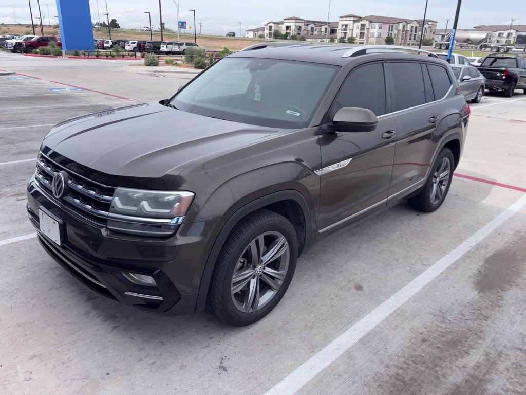 2019 Volkswagen Atlas 3.6L V6 SE w/Tech R-Li Tiptronic 4MOTION's photo