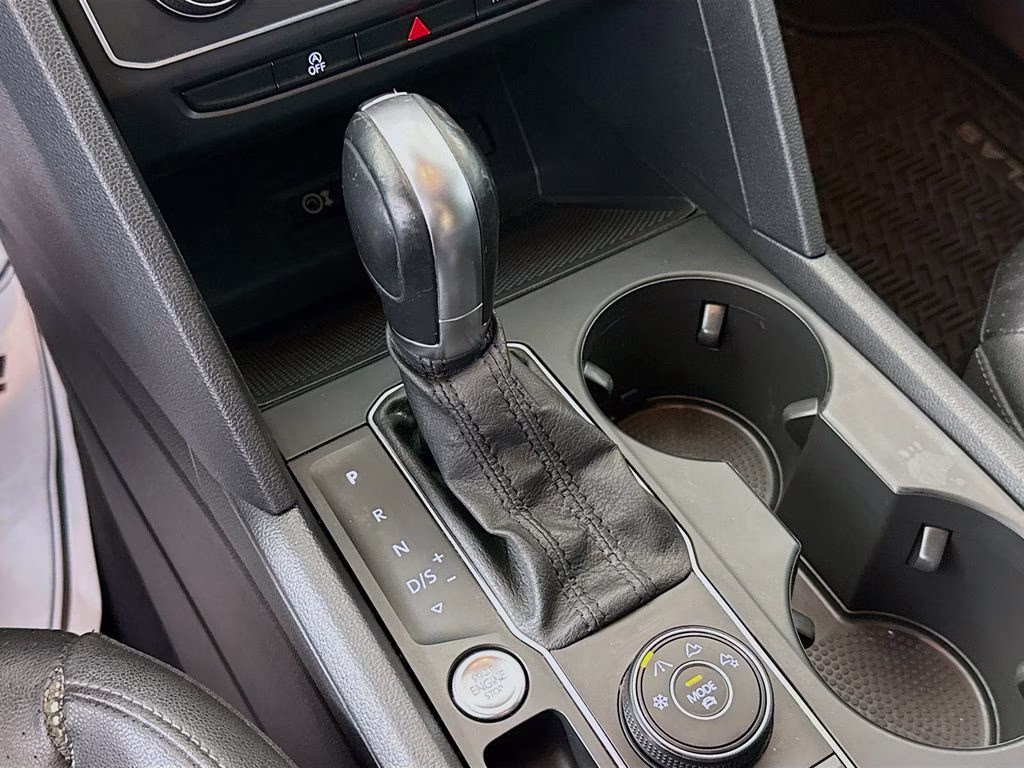 2019 Brown Metallic Volkswagen Atlas 3.6L V6 SE AWD SUV