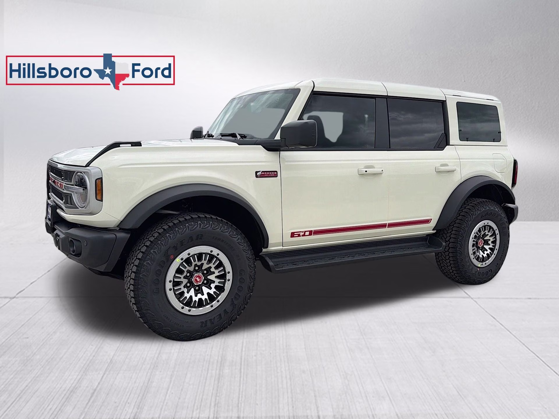 2026 Wimbledon White Ford Bronco Outer Banks 4X4 SUV