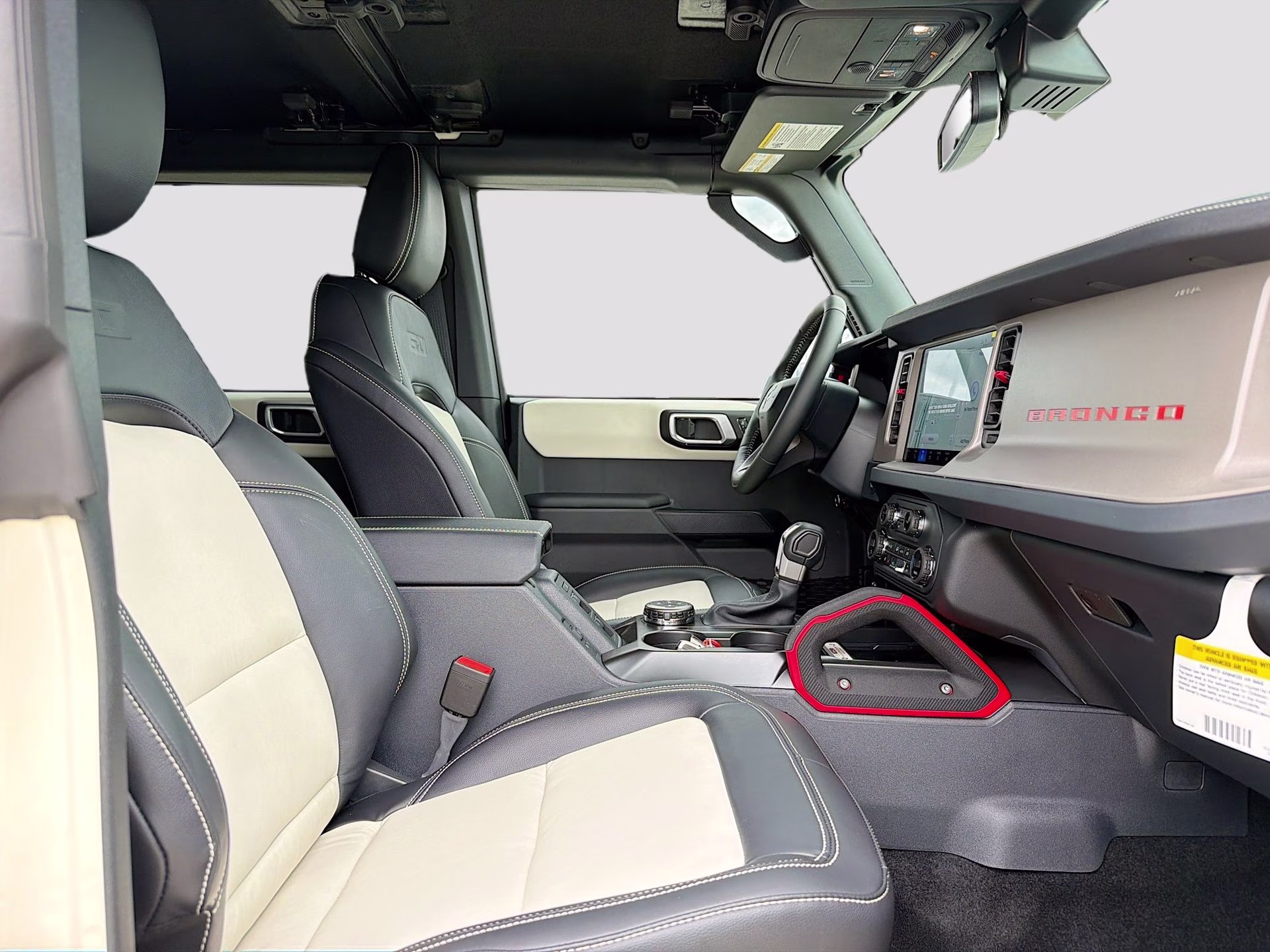 2026 Wimbledon White Ford Bronco Outer Banks 4X4 SUV