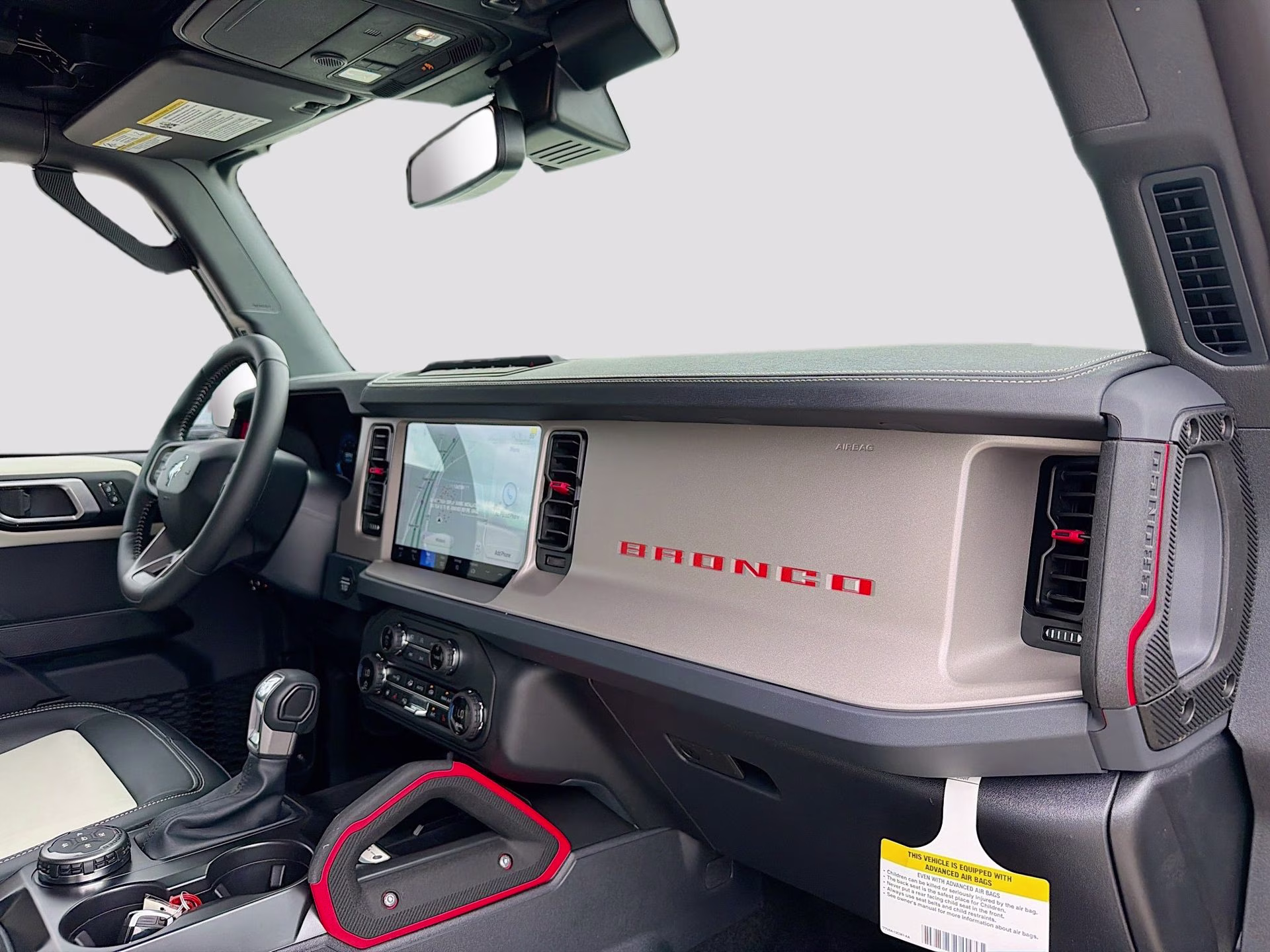 2026 Wimbledon White Ford Bronco Outer Banks 4X4 SUV