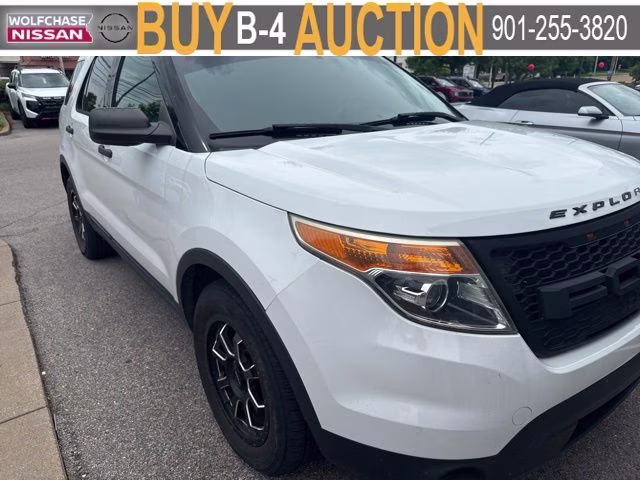 2015 Ford Explorer Base's photo