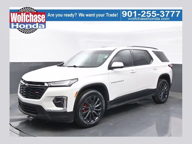 2022 Iridescent Pearl Tricoat Chevrolet Traverse RS FWD SUV
