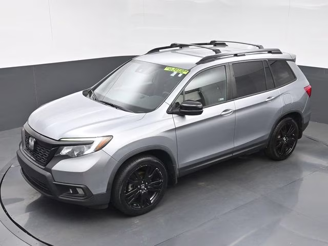 2019 Lunar Silver Metallic Honda Passport Sport FWD SUV