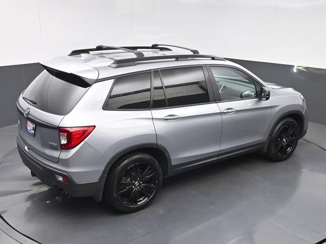 2019 Lunar Silver Metallic Honda Passport Sport FWD SUV
