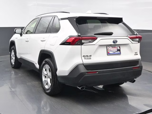 2021 Blizzard Pearl/Midnight Black Metallic Toyota RAV4 Hybrid XLE AWD SUV