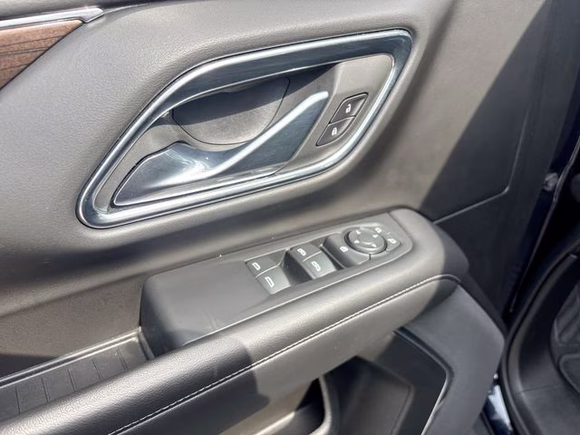 2023 Midnight Blue Metallic GMC Yukon XL SLE 4X4 SUV