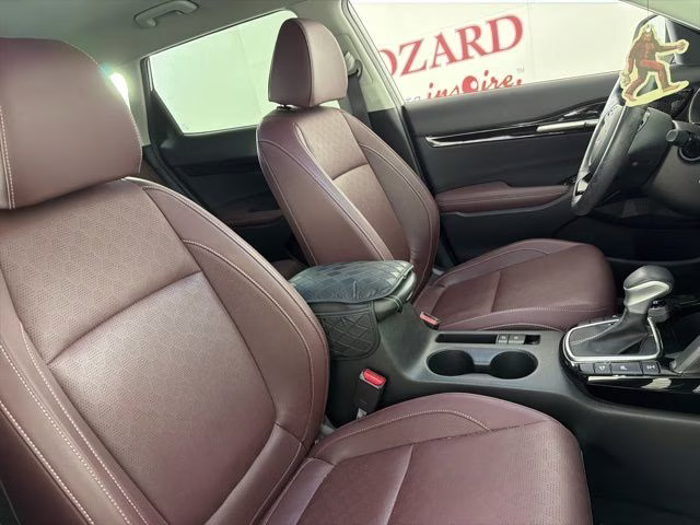2023 Snow White Pearl Kia Seltos SX AWD SUV
