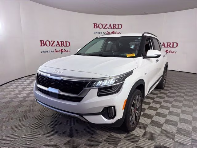 2023 Snow White Pearl Kia Seltos SX AWD SUV