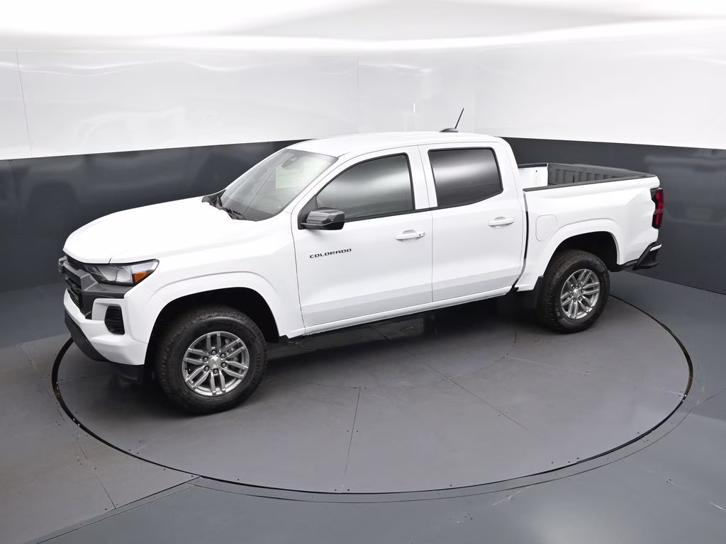 2026 Summit White Chevrolet Colorado LT RWD Truck