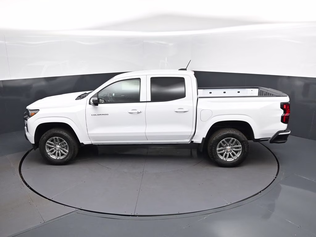 2026 Summit White Chevrolet Colorado LT RWD Truck