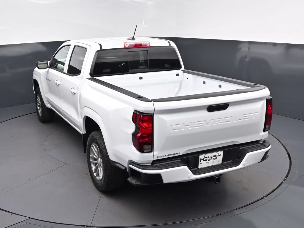 2026 Summit White Chevrolet Colorado LT RWD Truck