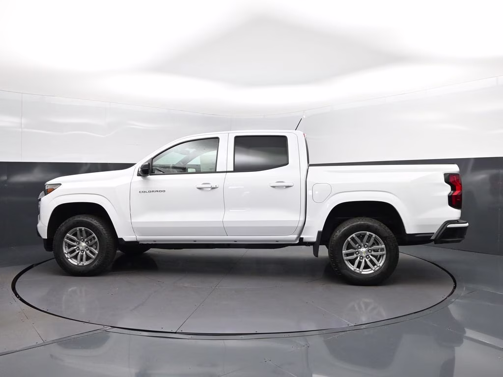 2026 Summit White Chevrolet Colorado LT RWD Truck