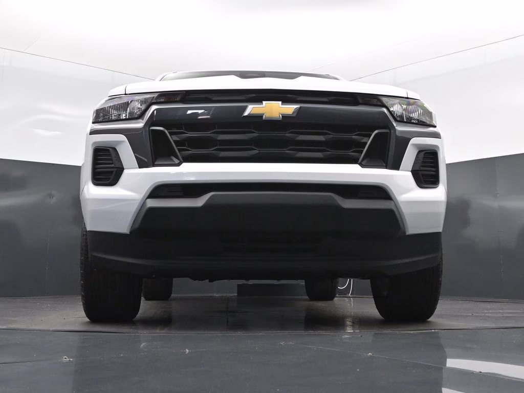 2026 Summit White Chevrolet Colorado LT RWD Truck
