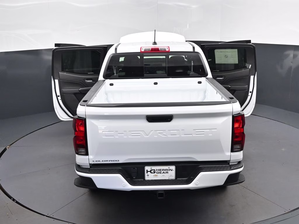 2026 Summit White Chevrolet Colorado LT RWD Truck